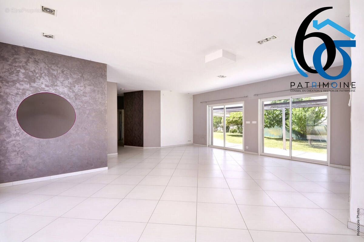 Maison à SAINT-JORY