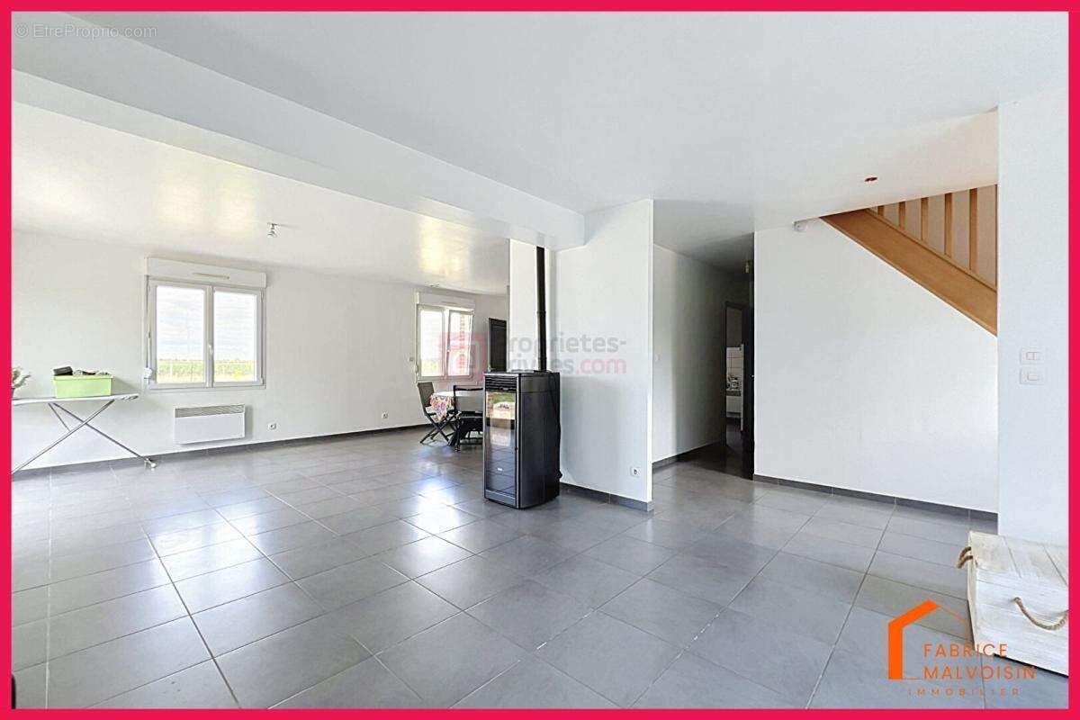 Maison 6 pièce(s) 136 m2 - photo 15
