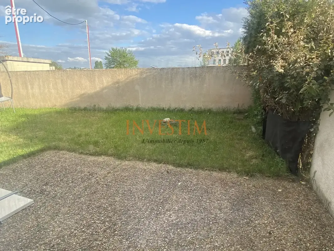 Immeuble Collectif de 2 logements avec garage et jardin - photo 11