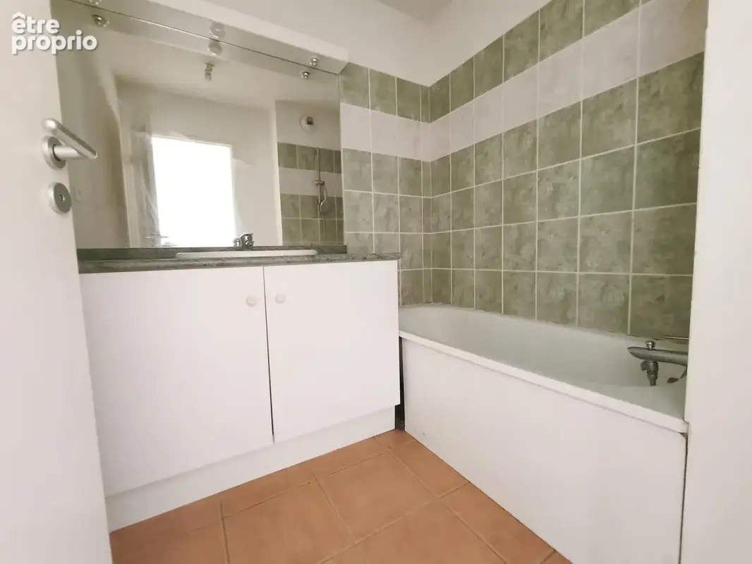 Appartement T3 de 65 m2 avec balcon dans une résidence récente - photo 9
