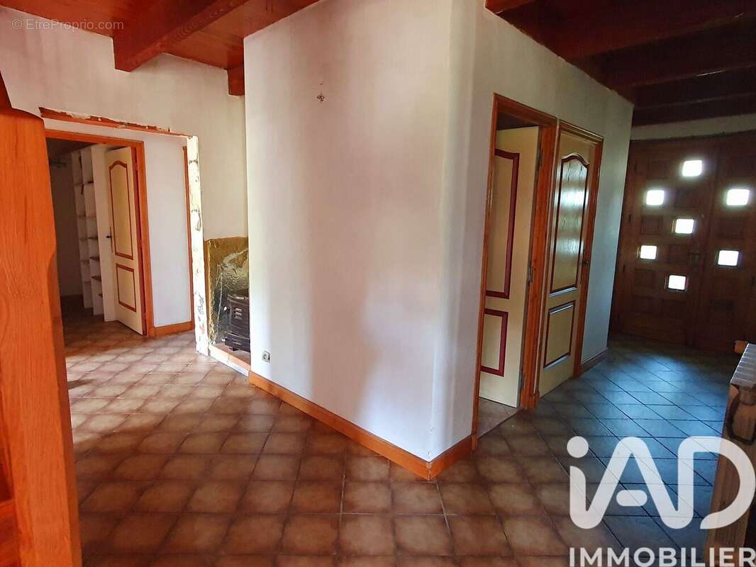 Photo 3 - Maison à LE PRADAL