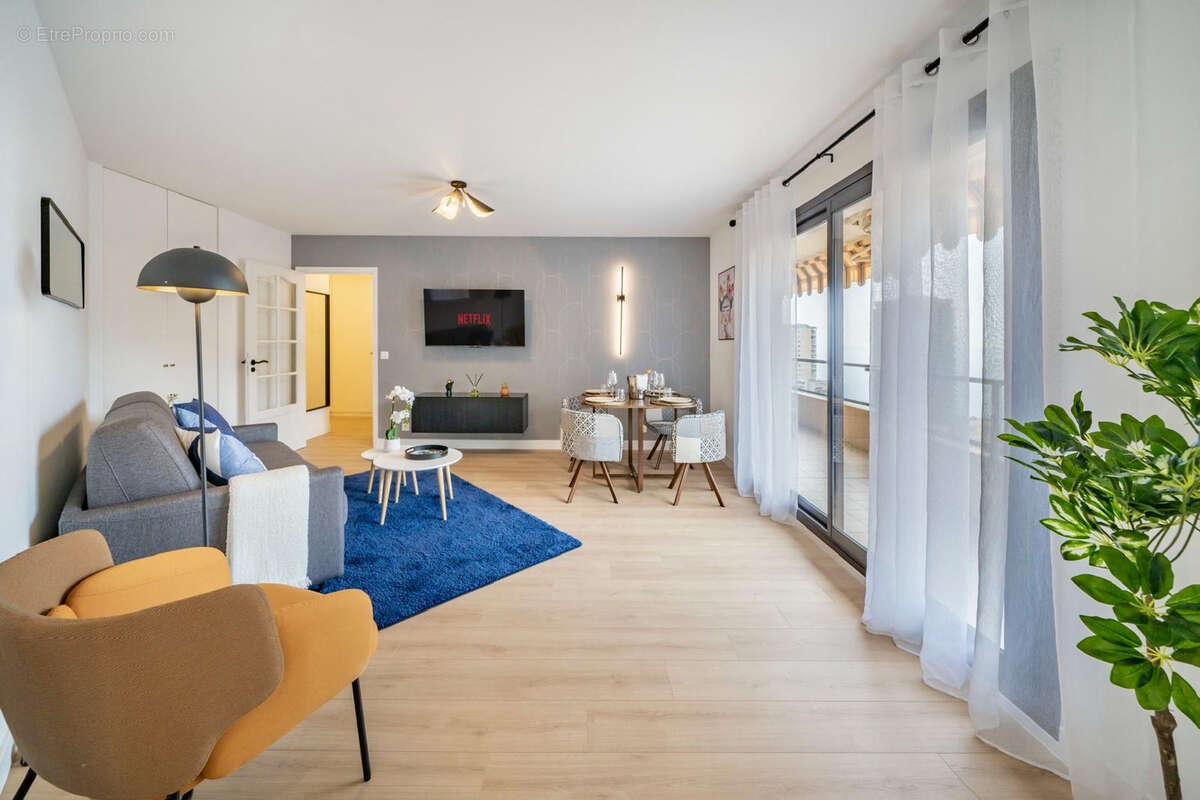 Appartement à BEAUSOLEIL