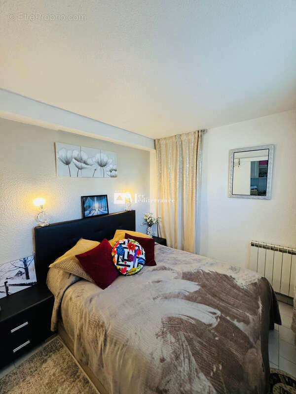Appartement à COGOLIN