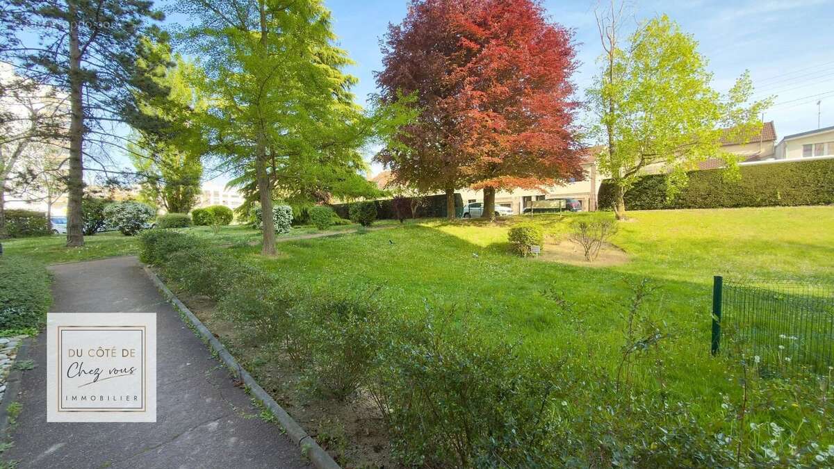 Appartement à SAINT-ANDRE-LES-VERGERS