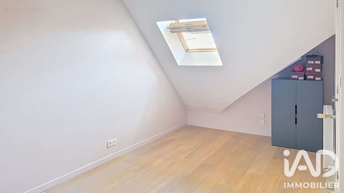 Maison 138 m² à Pontault-Combault  - photo 7