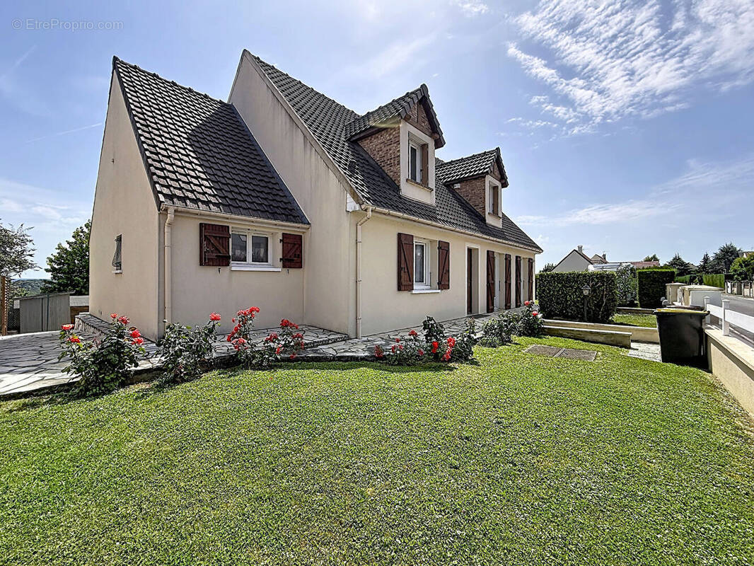 Maison à CREGY-LES-MEAUX