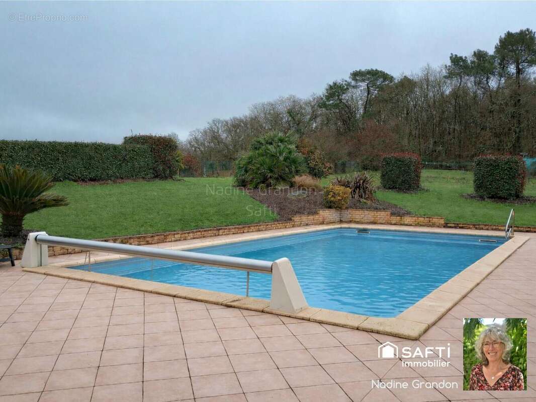 Maison 208 m² à Oriolles  - photo 9