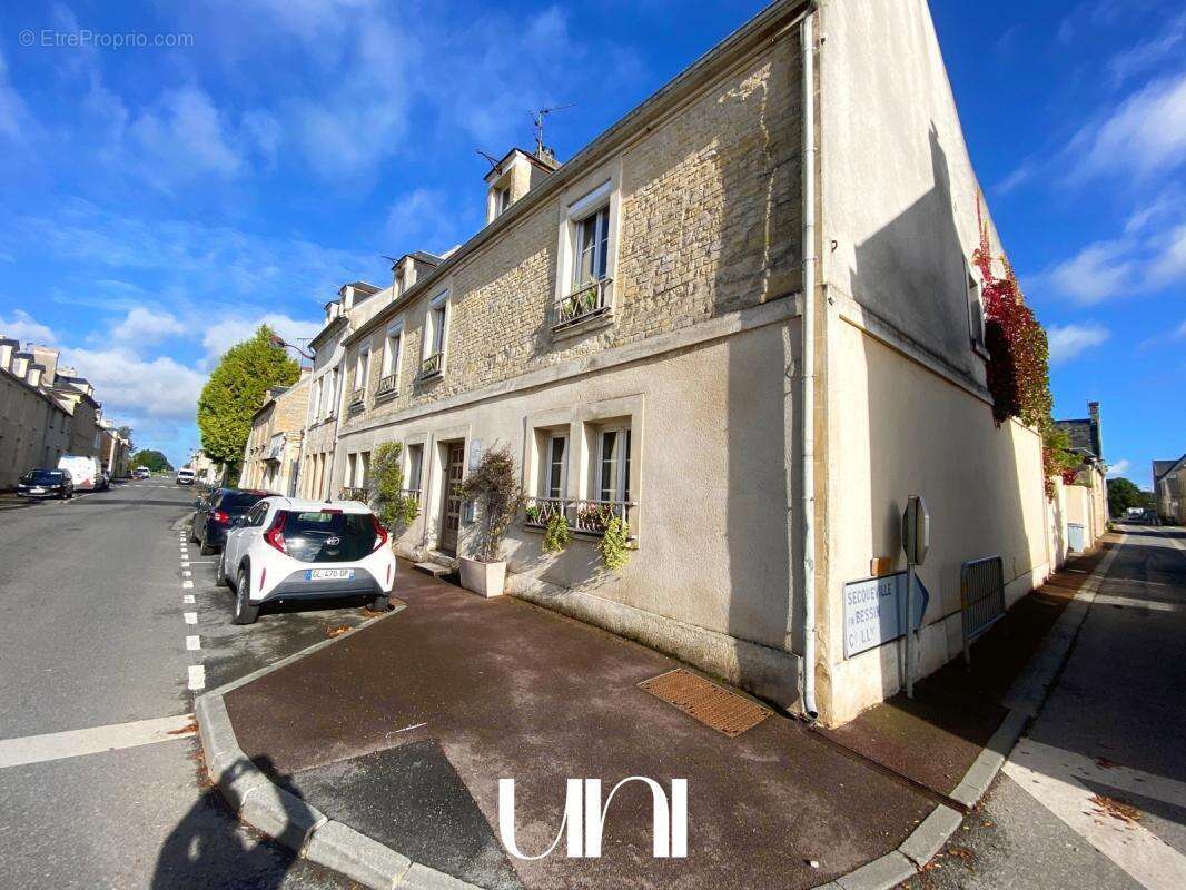 Maison 12 pièces de 365m2 sur terrain de 390m2 - THUE ET MUE - photo 24