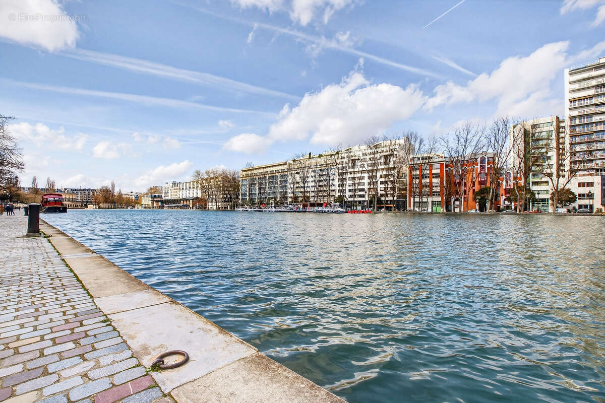 Appartement à PARIS-19E