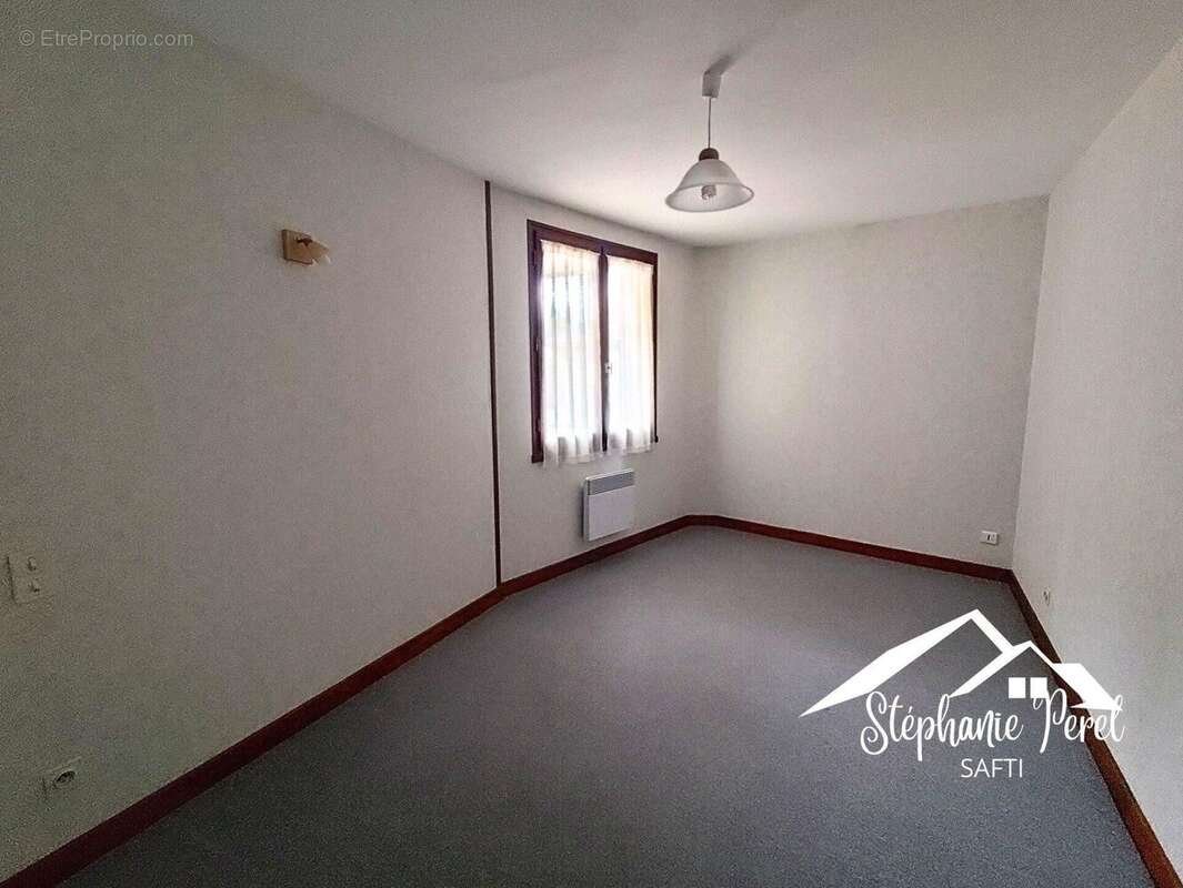 Photo 6 - Maison à NEUVIC