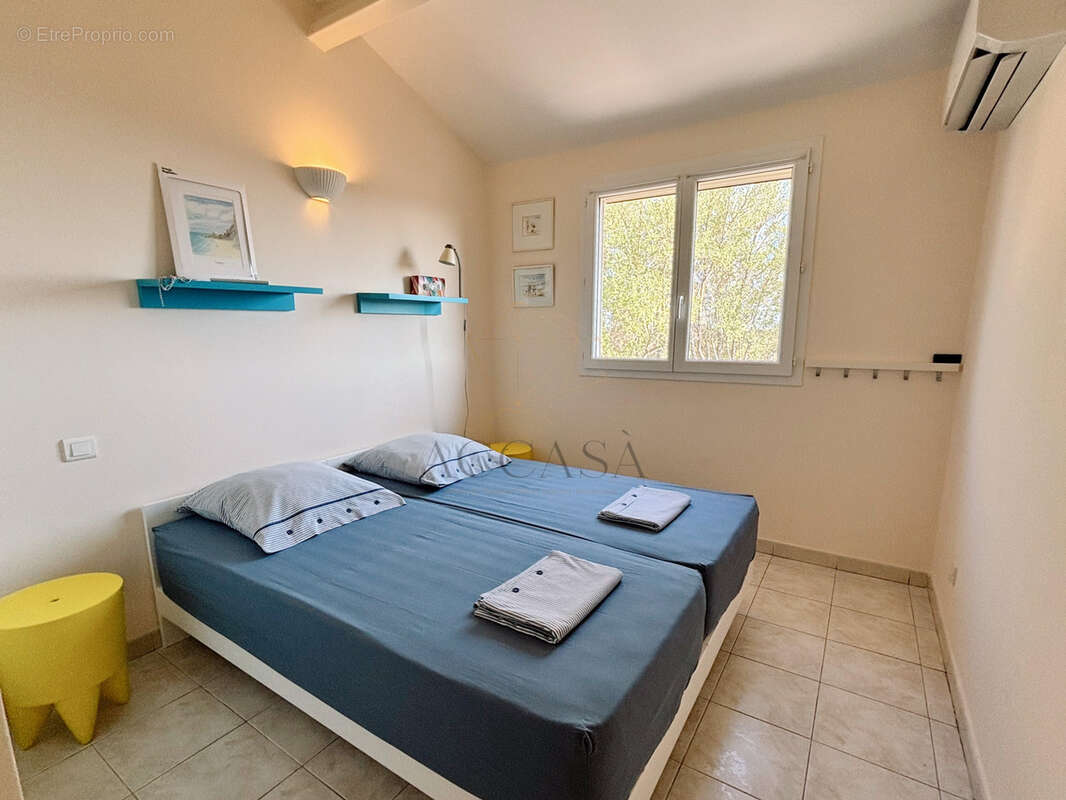 Maison individuelle 3 chambres - dépendance et double garage-  à Poghjala, commune de Figari - photo 27