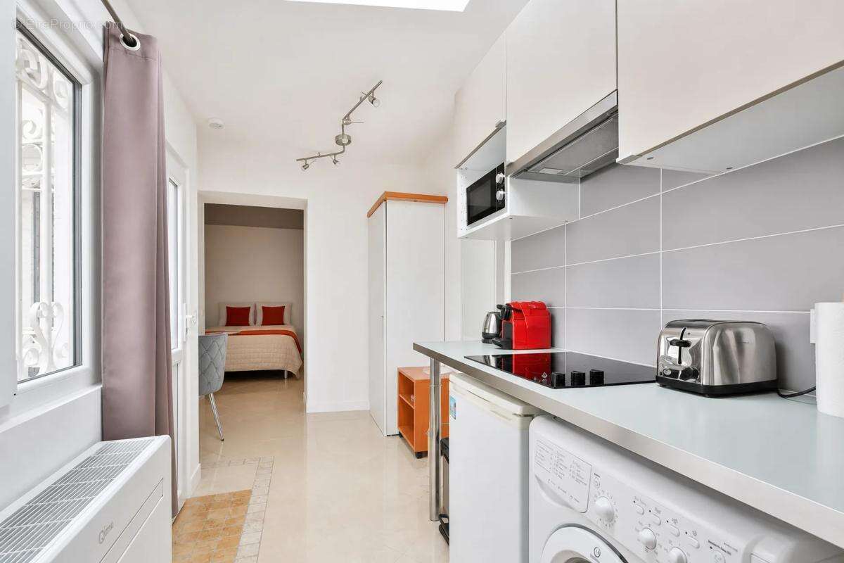 2P de 25 m² loué, au calme à Paris 7e - photo 5