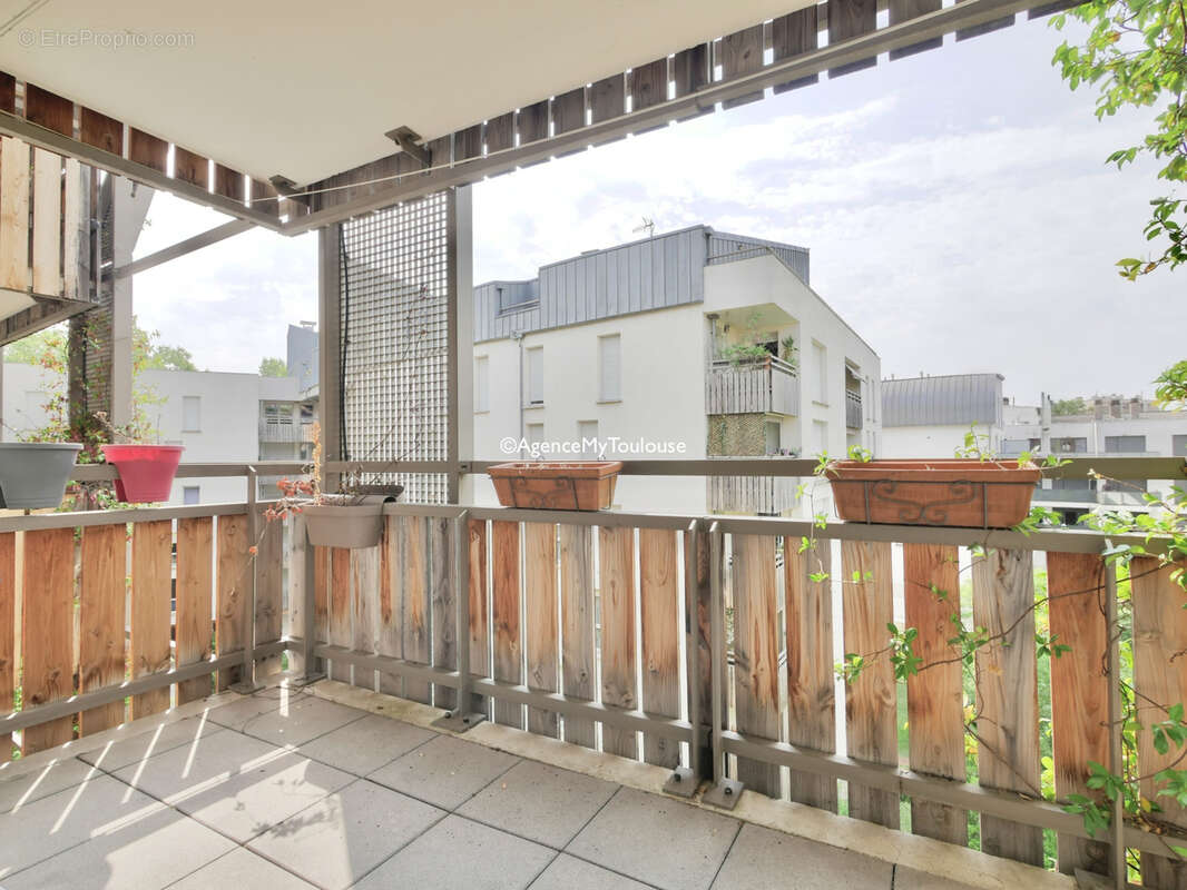 Saint-Cyprien/Cours Dillon, Appartement T2 avec terrasse et parking - photo 5