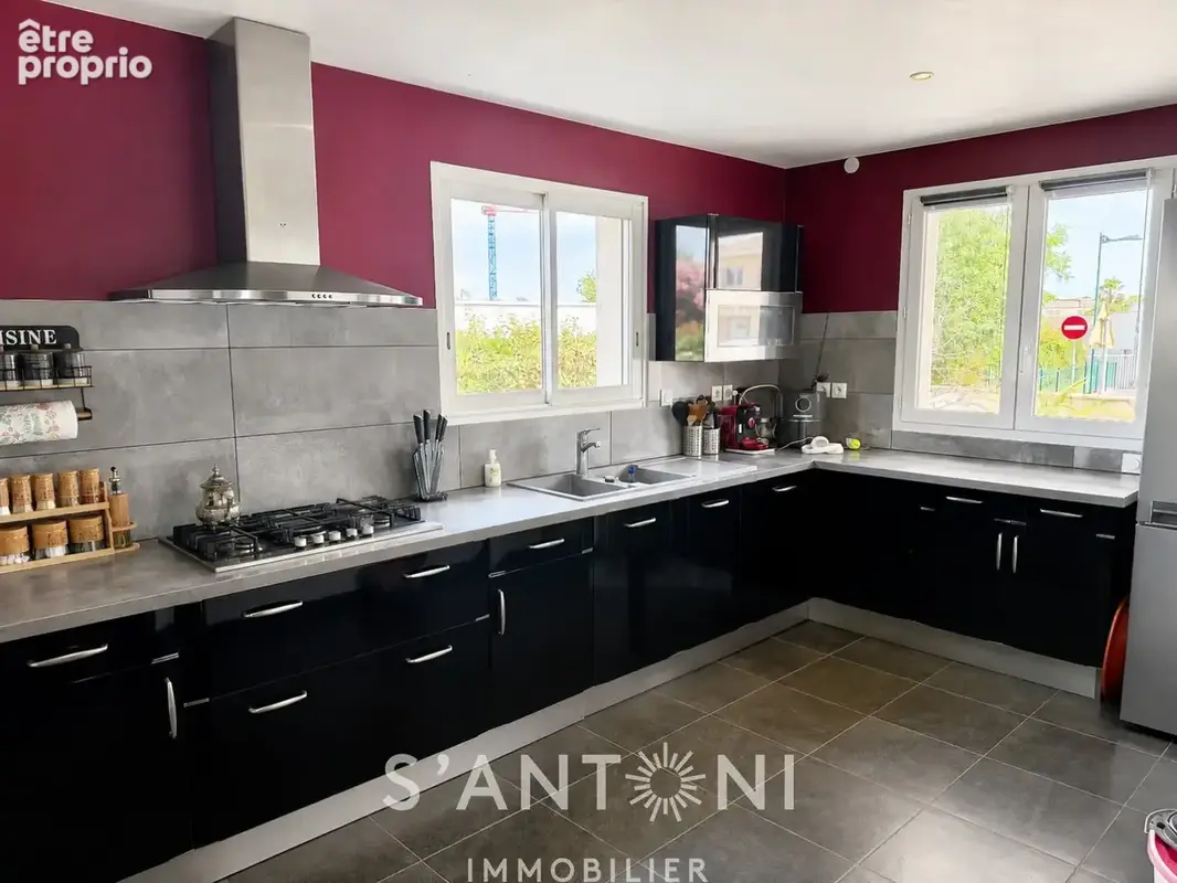 BESSAN  Maison familiale 3 chambres dans un secteur calme et recherché ! - photo 4