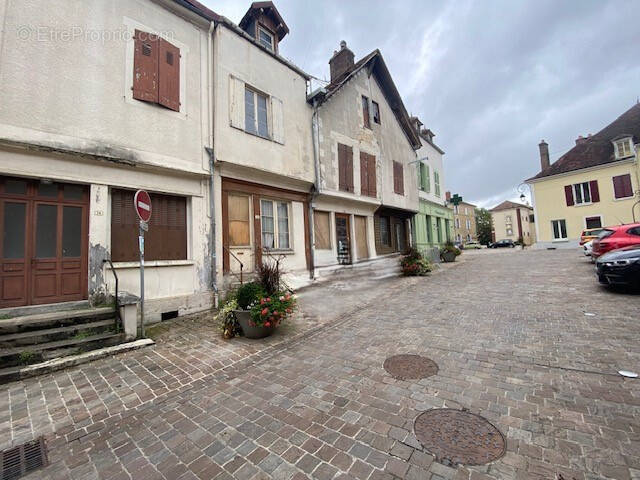 Maison à ERVY-LE-CHATEL