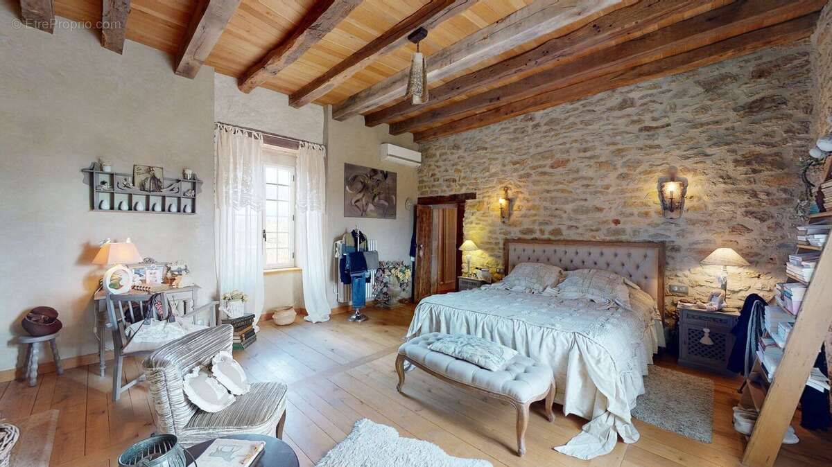 Maison à CAUSSE-ET-DIEGE