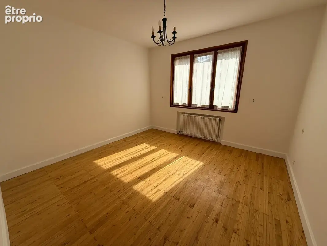 Maison 10 pièces 245 m² à vendre à Mours-Saint-Eusebe (26540) - photo 8