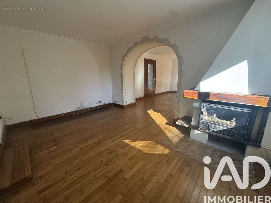 Photo 6 - Maison à VERRUE