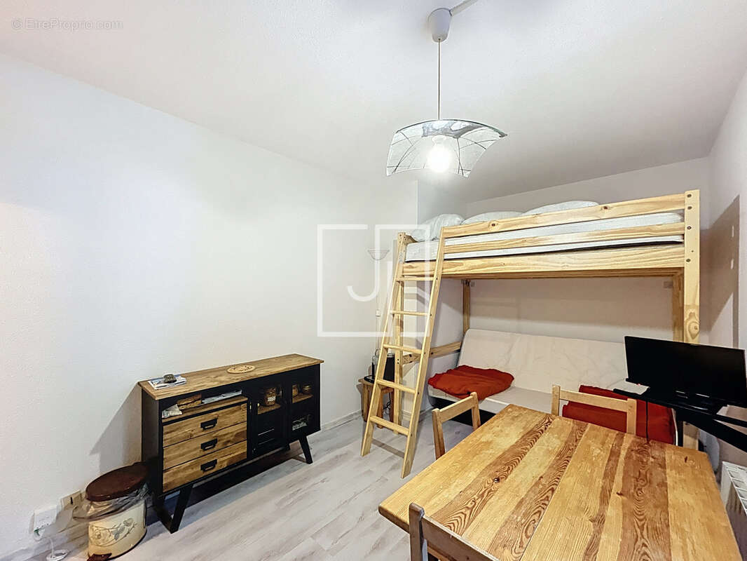 Appartement à SAINT-PONS