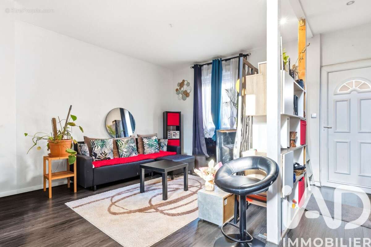 Photo 3 - Appartement à VIGNEUX-SUR-SEINE