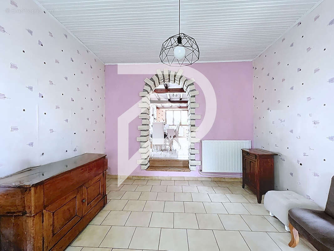 Maison à SAINT-REMY-SUR-AVRE