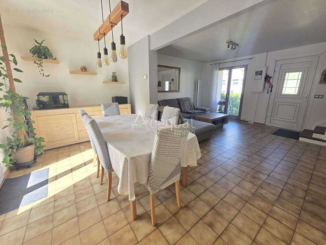 Maison à VIARMES