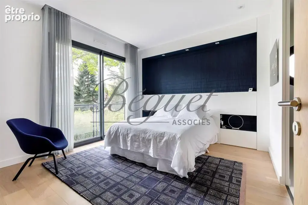 Vaucresson (92420) – Maison de 350 m², 5 chambres, terrain de 1 300 m² – Ascenseur voitures - près de Paris, Hauts-de-Seine, Île - photo 22