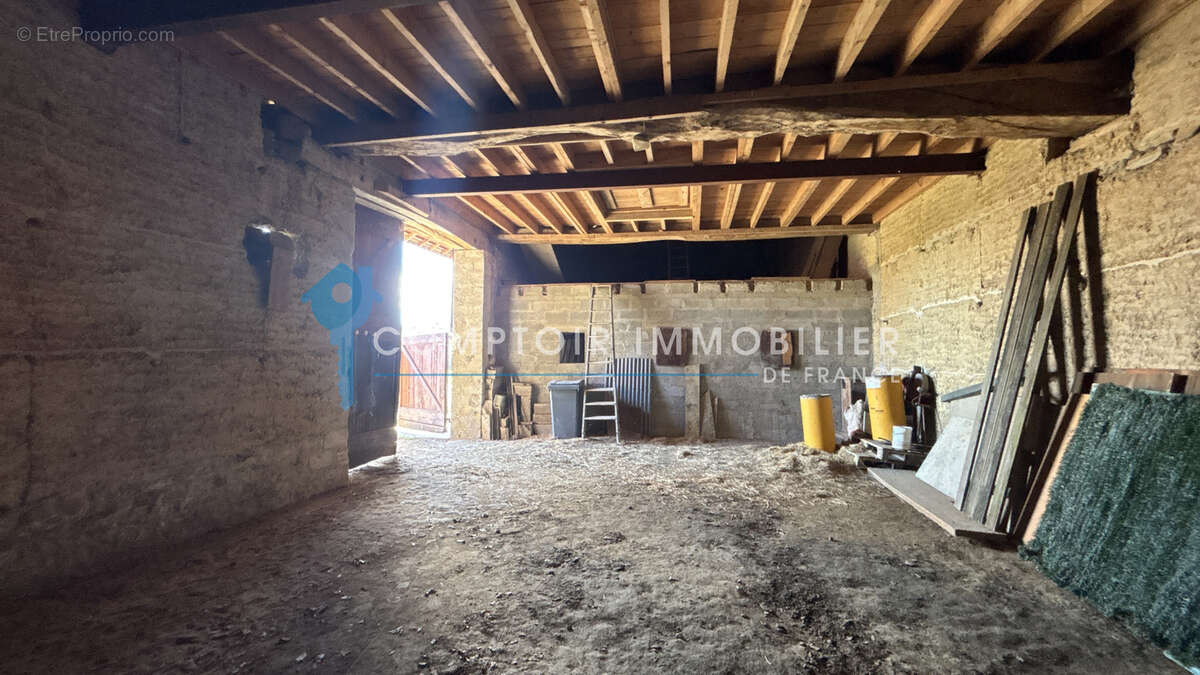 Maison avec dépendance - photo 10