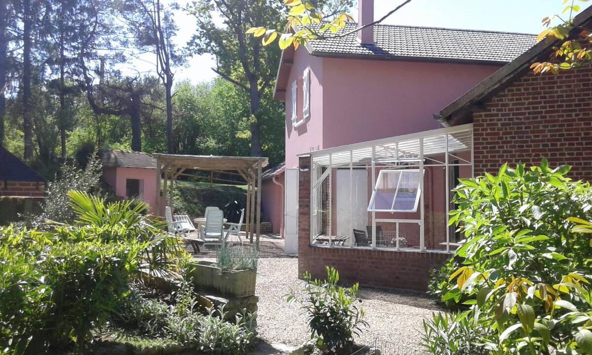 Maison à COURCELLES-LES-GISORS