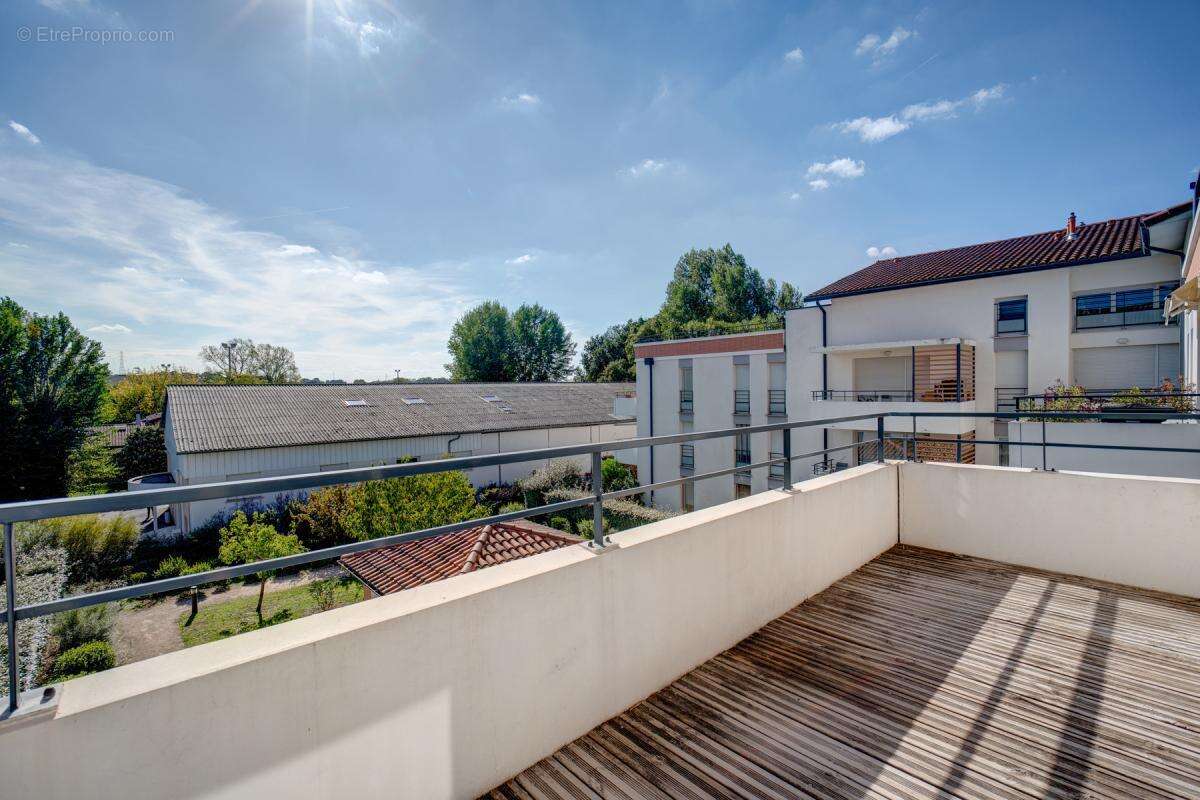 Appartement à QUINT-FONSEGRIVES