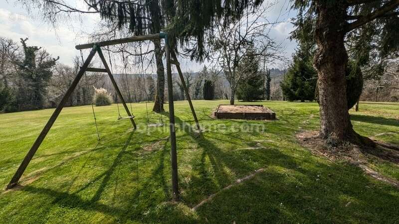 Maison à SAINT-MESMIN