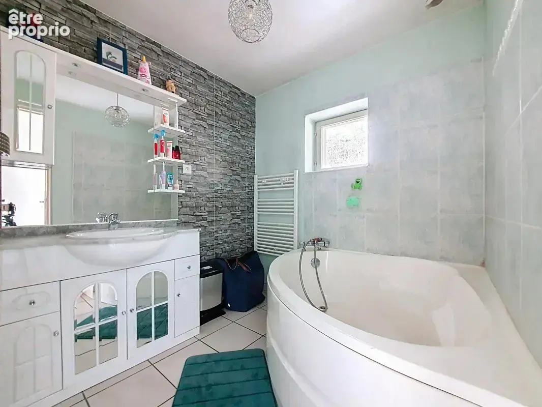 Maison - 6 Chambres - Dont 1 suite parentale - Buanderie - Garage - Jardin - photo 23