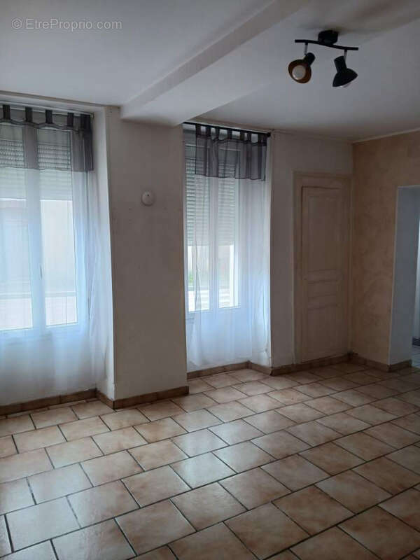 Appartement à SAINT-FLORENTIN