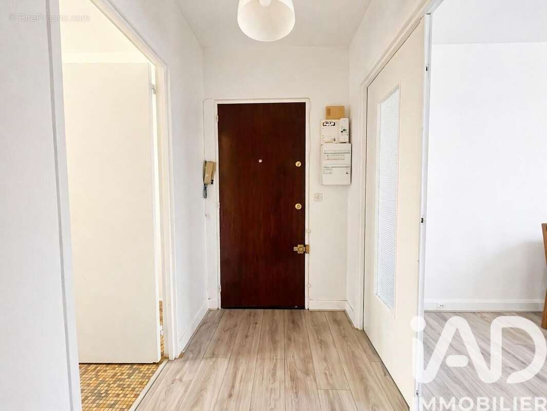 Photo 7 - Appartement à CORBEIL-ESSONNES