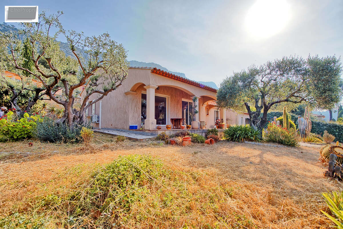 Maison à LA VALETTE-DU-VAR