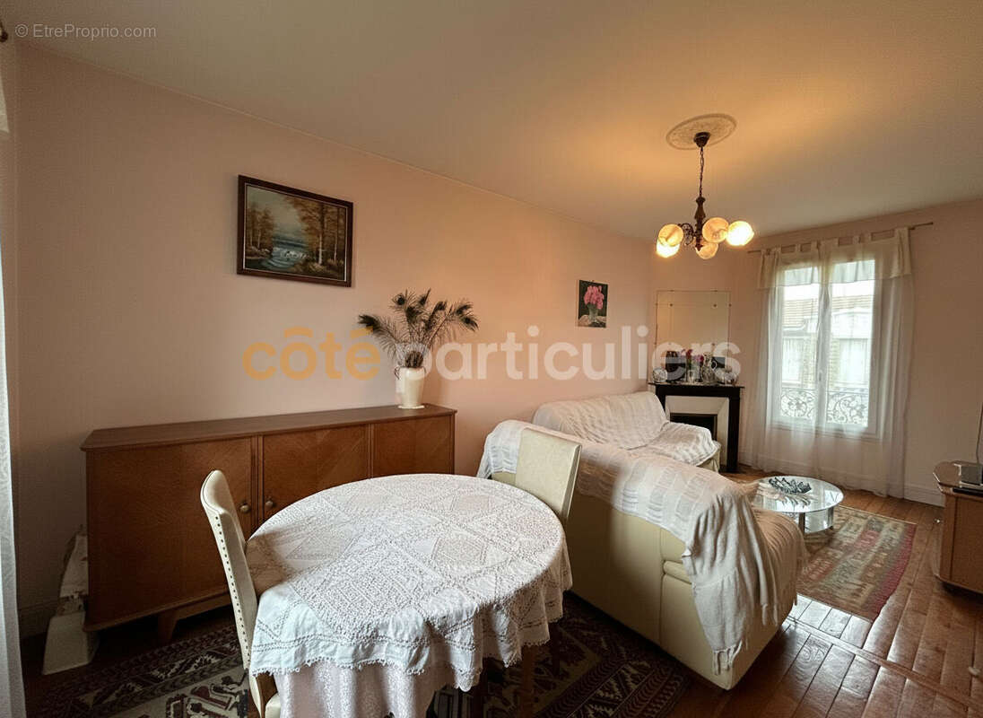 Maison à VILLENEUVE-SAINT-GEORGES