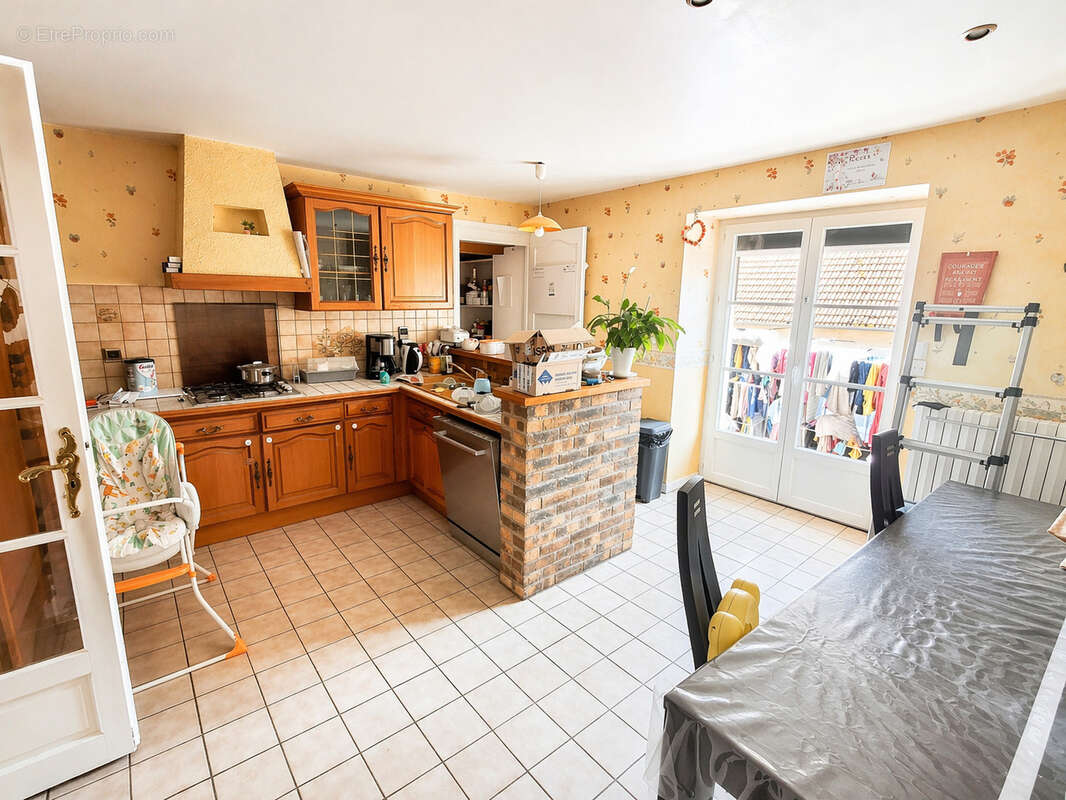 Appartement à ETREPIGNEY