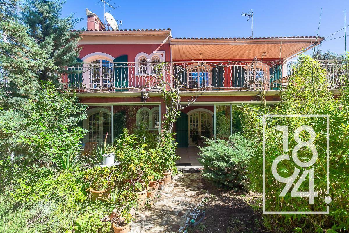 Maison à ROQUEFORT-LA-BEDOULE