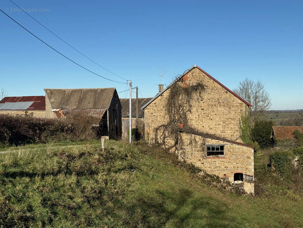 Maison à BUSSIERES