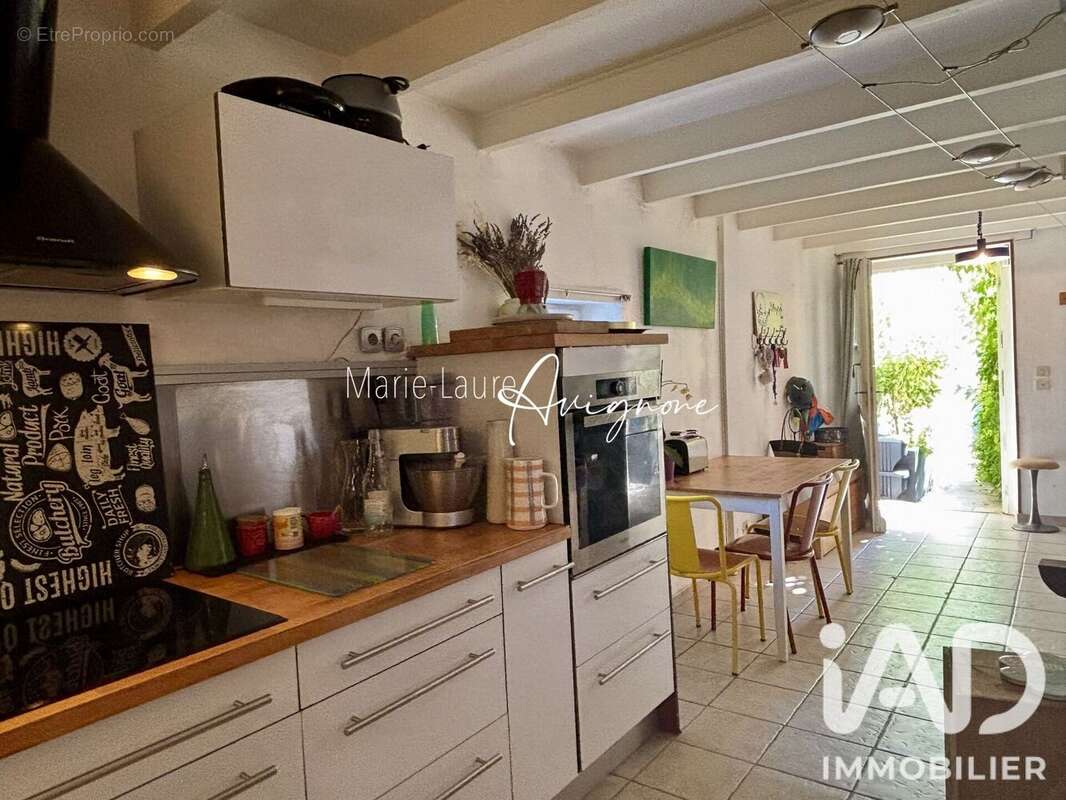 Maison 196 m² à Saint-Marcel-Les-Sauzet  - photo 4