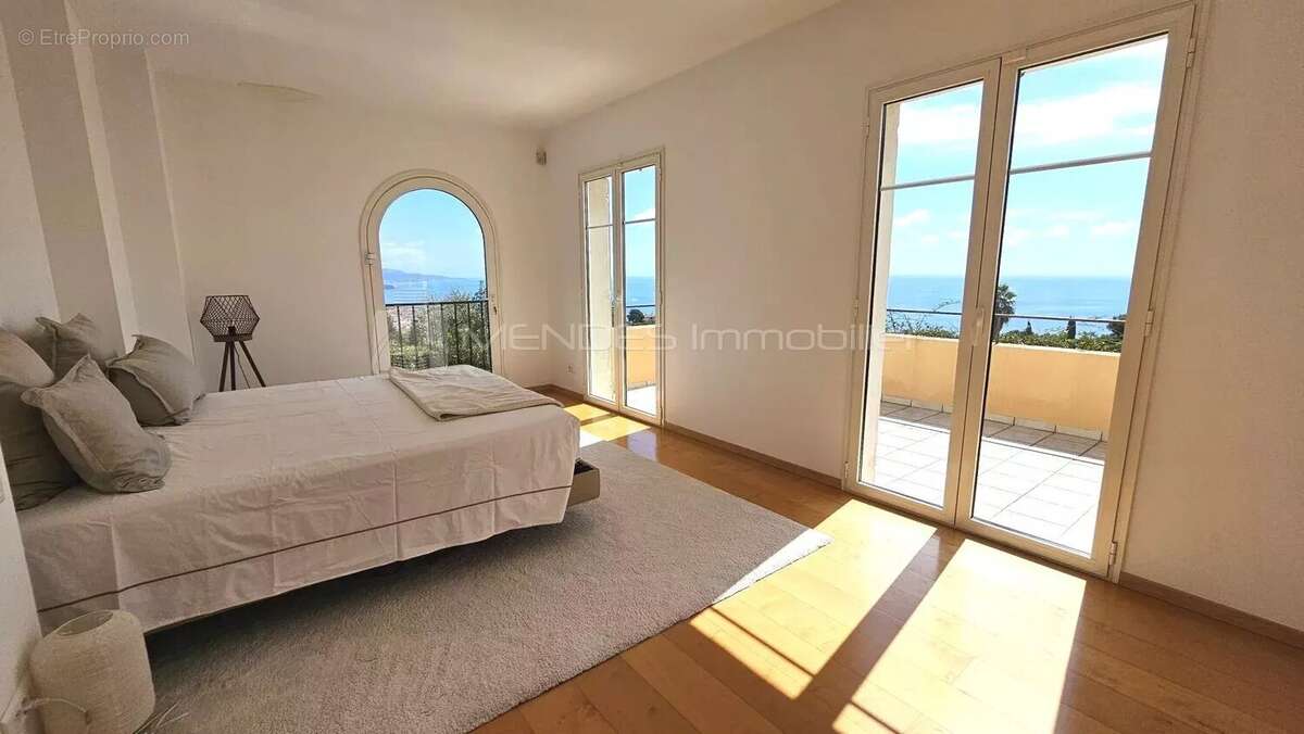 Villa eblouissante quartier madone a menton - photo 2