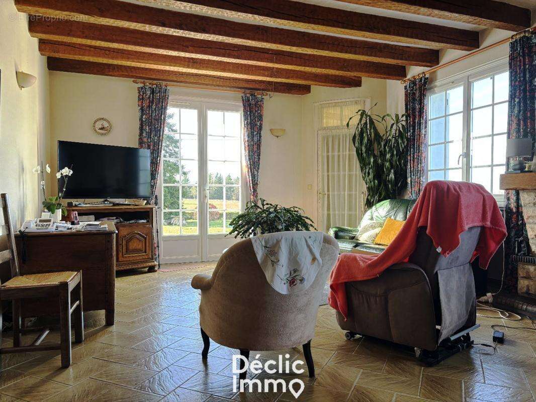 Maison à SEIGY