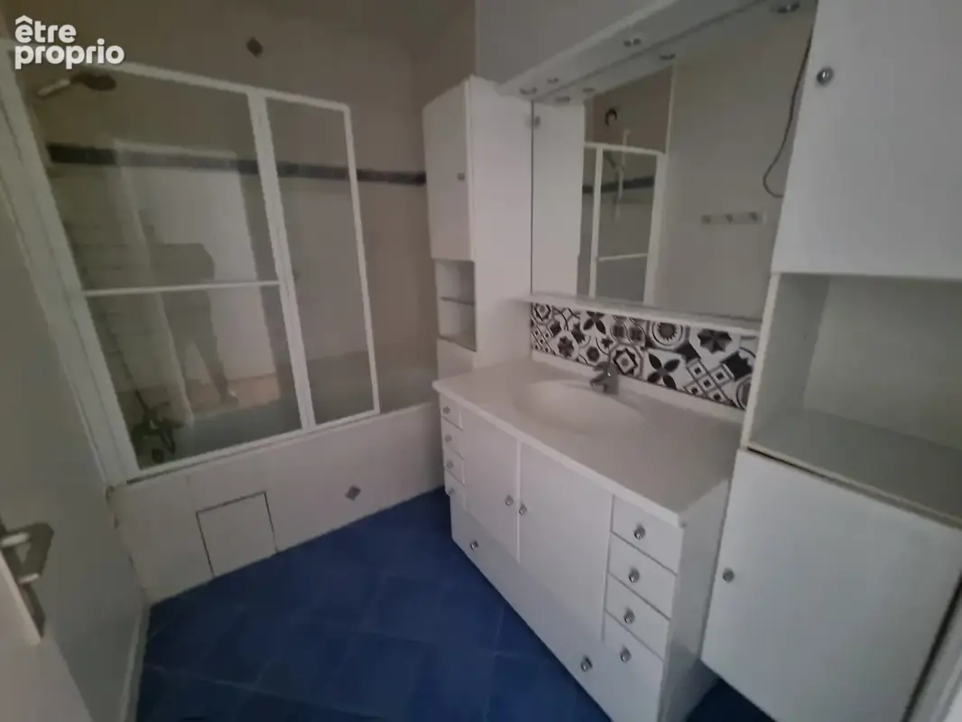 Appt 93.96m2 - 4 chambres   2 PARKINGS   2 BALCONS. - photo 9