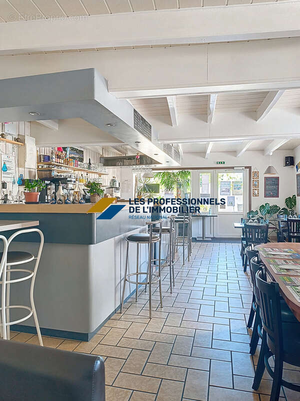 À vendre  appartement, murs et fonds de commerce restaurant pizzeria dans le bourg de nivillac - photo 5