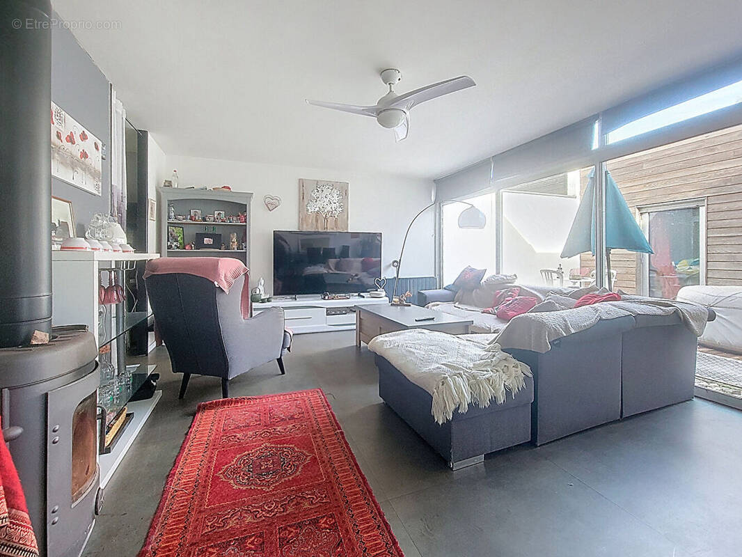 Maison à BLANQUEFORT