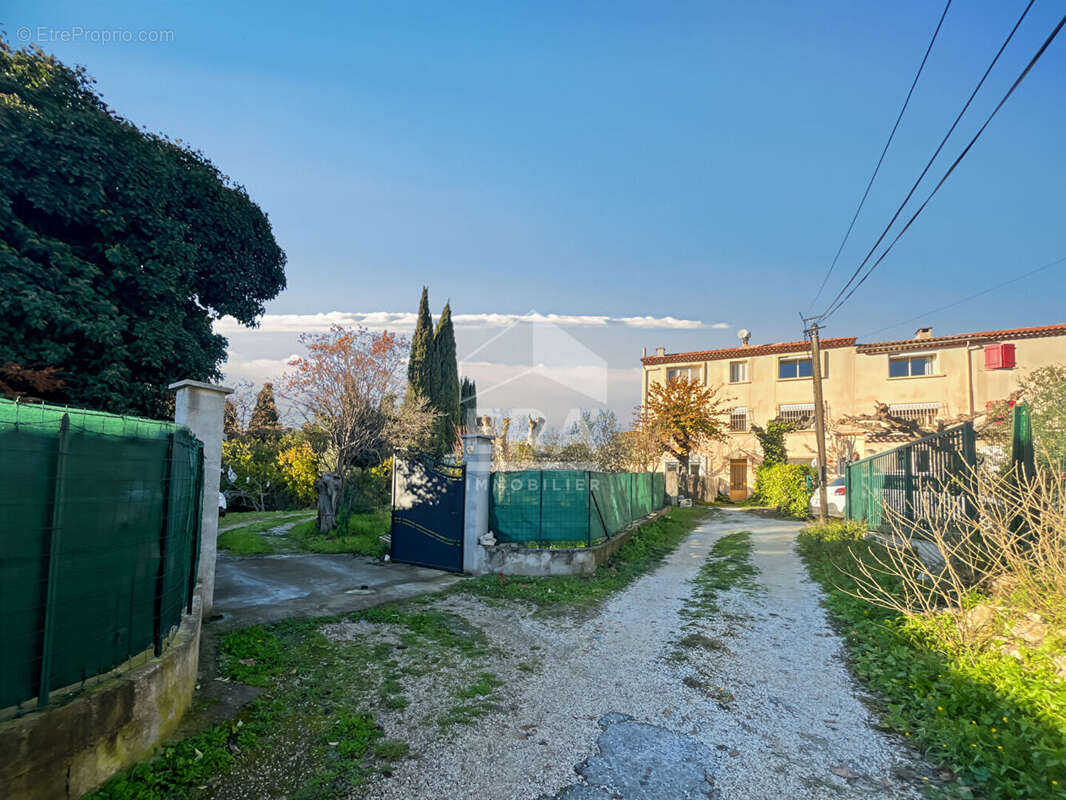 Appartement à MARSEILLE-12E