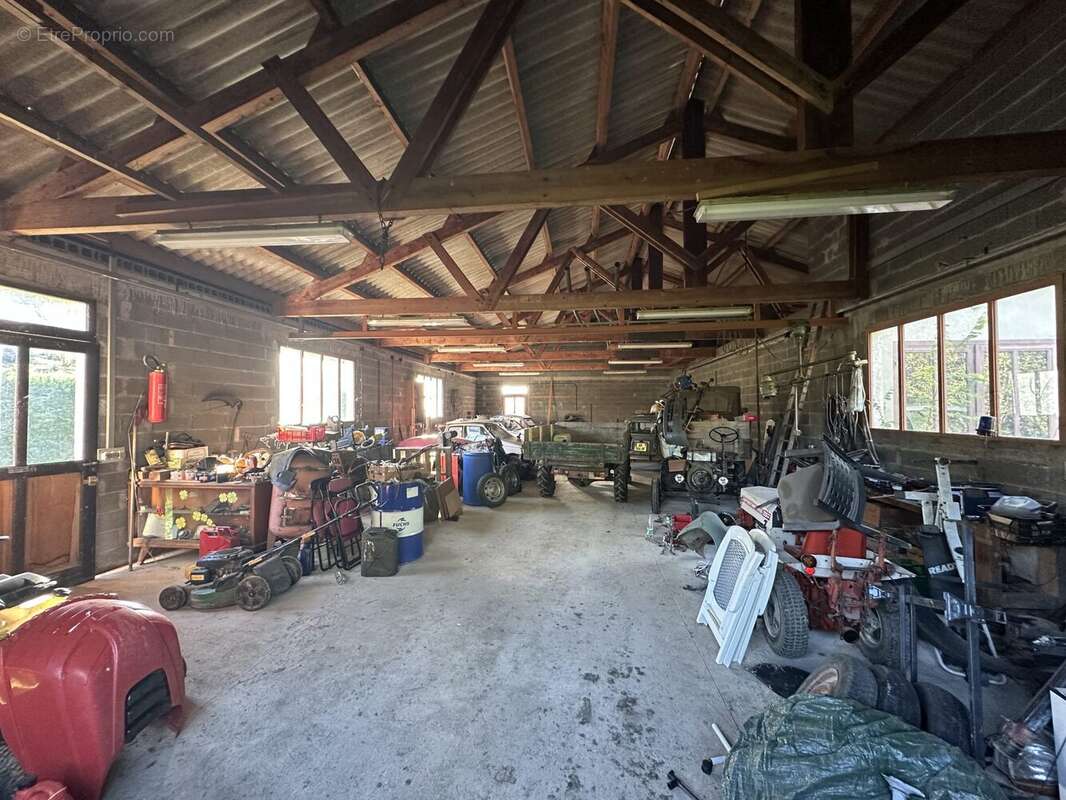 Maison à SAINT-DIDIER-SUR-BEAUJEU