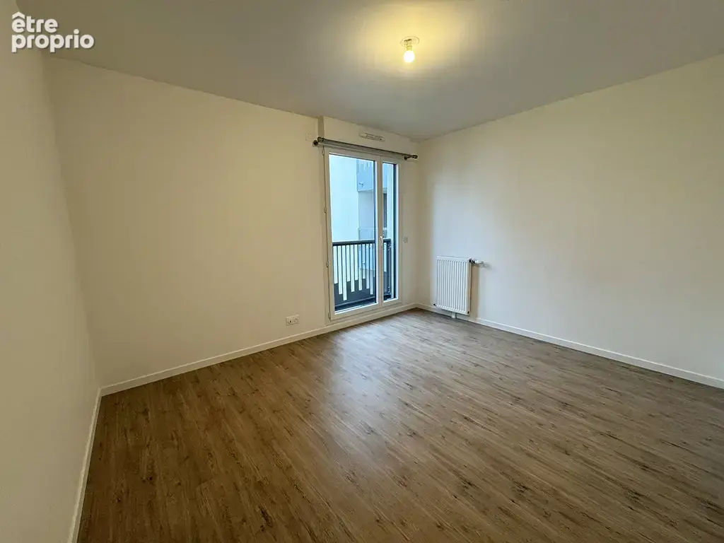 Appartement 3 pièces 66 m² à vendre à Neuilly-Plaisance (93360) - photo 2