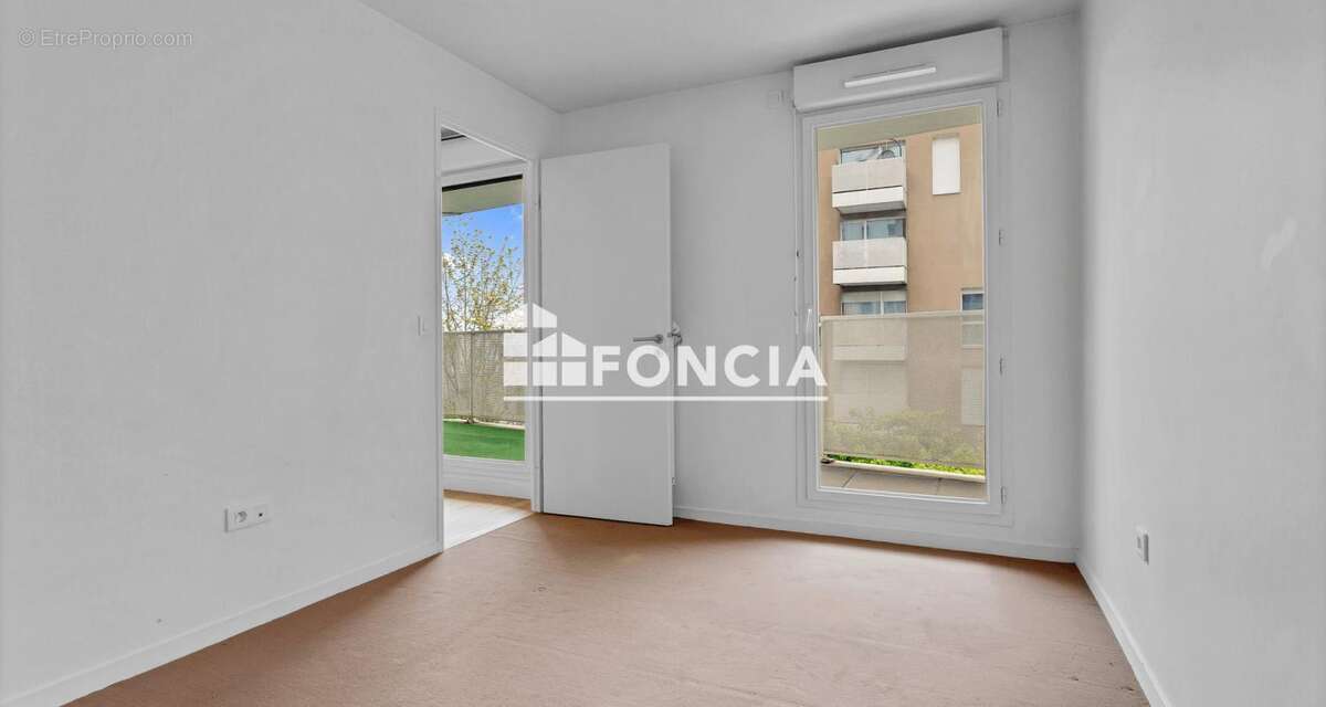 Appartement à BAGNEUX
