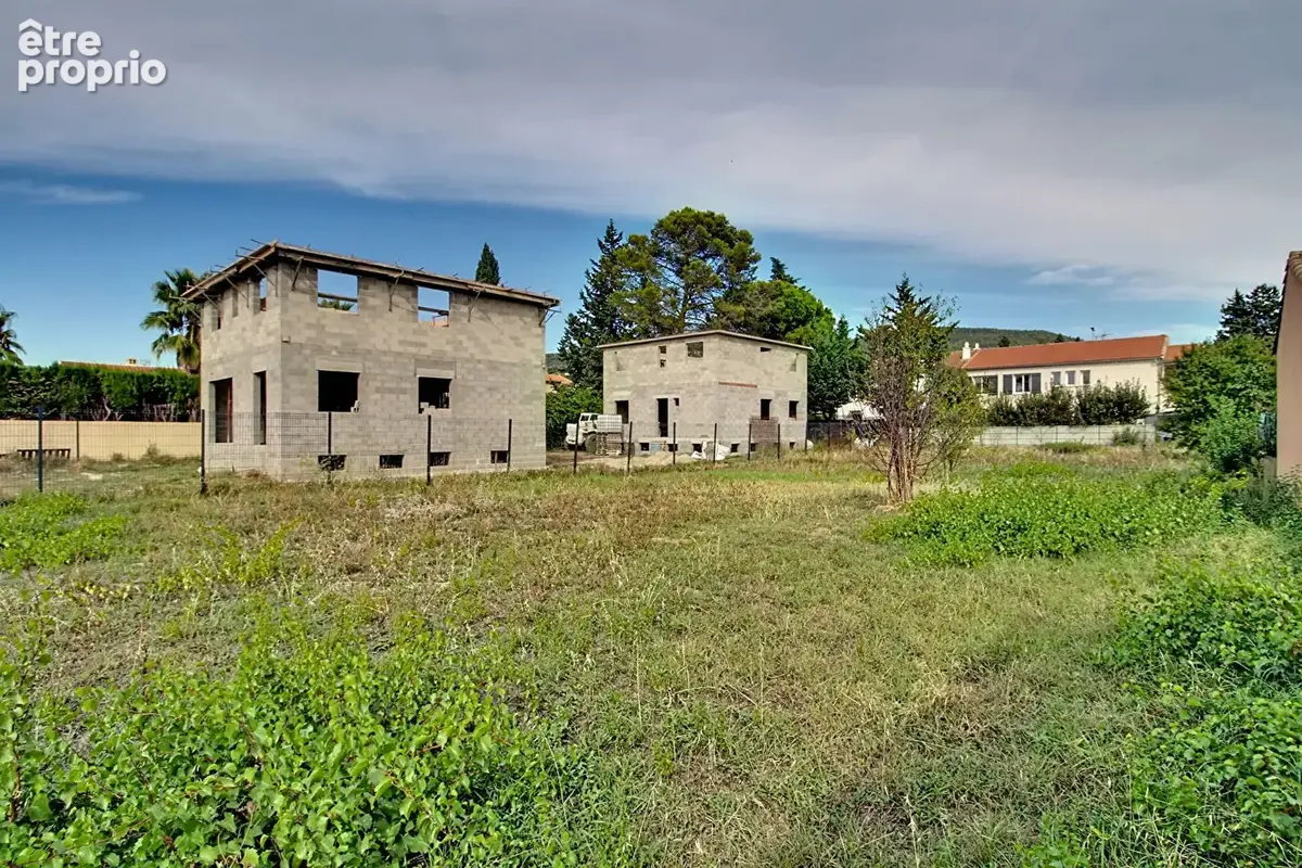 Terrain à DRAGUIGNAN